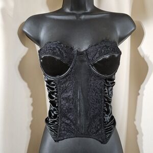 Out From Under Bustier Corest Satin‎ Finish Lace Size Small Whimsigoth Fairygoth